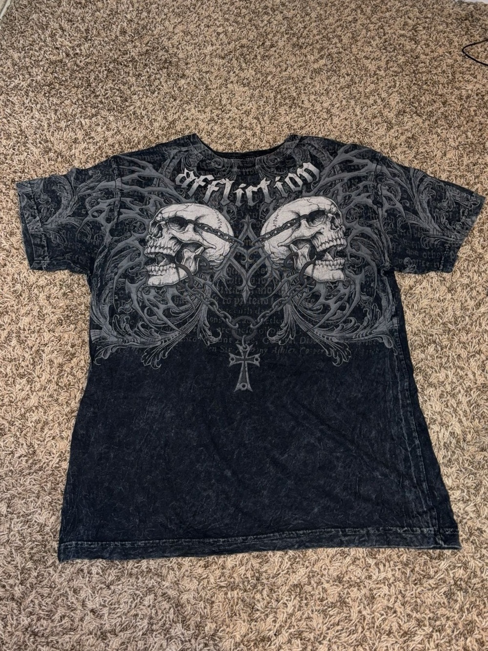 Gray and Black Affliction Skull tee